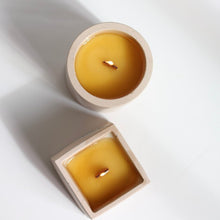 Load image into Gallery viewer, ESSENTIAL OIL + SAY WAX | CLAY CANDLE
