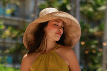 Load image into Gallery viewer, Sun Hats: Multicolor Melange Packable 5"&amp;7" Brim Straw
