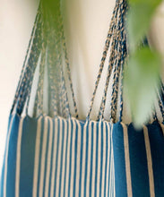 Load image into Gallery viewer, Las Rayas Tote Hand Woven in Chiapas - Verdoso
