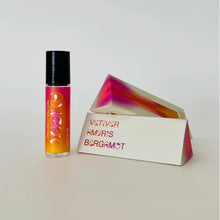 Load image into Gallery viewer, PERFUME - VETIVER &amp; AMYRIS &amp; BERGAMOT
