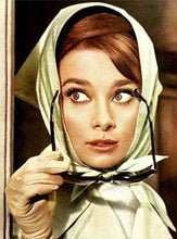 Load image into Gallery viewer, Pure Silk 40 inch Scarves
