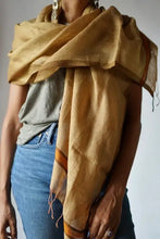 Load image into Gallery viewer, Handwoven Linen scarf
