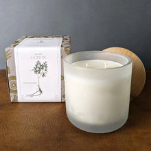 Load image into Gallery viewer, VELA DEL JARDIN ROSE GERANIUM CANDLE

