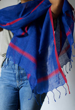 Load image into Gallery viewer, Handwoven Linen scarf
