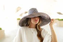 Load image into Gallery viewer, Sun Hats: Multicolor Melange Packable 5"&amp;7" Brim Straw
